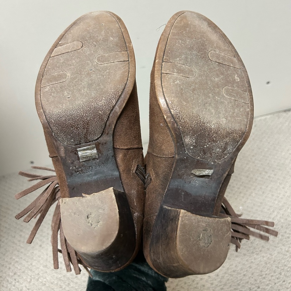 2/$20❤️- BOOTS | Women’s Fergalicious by Fergie boots size 8 - Picture 4 of 6